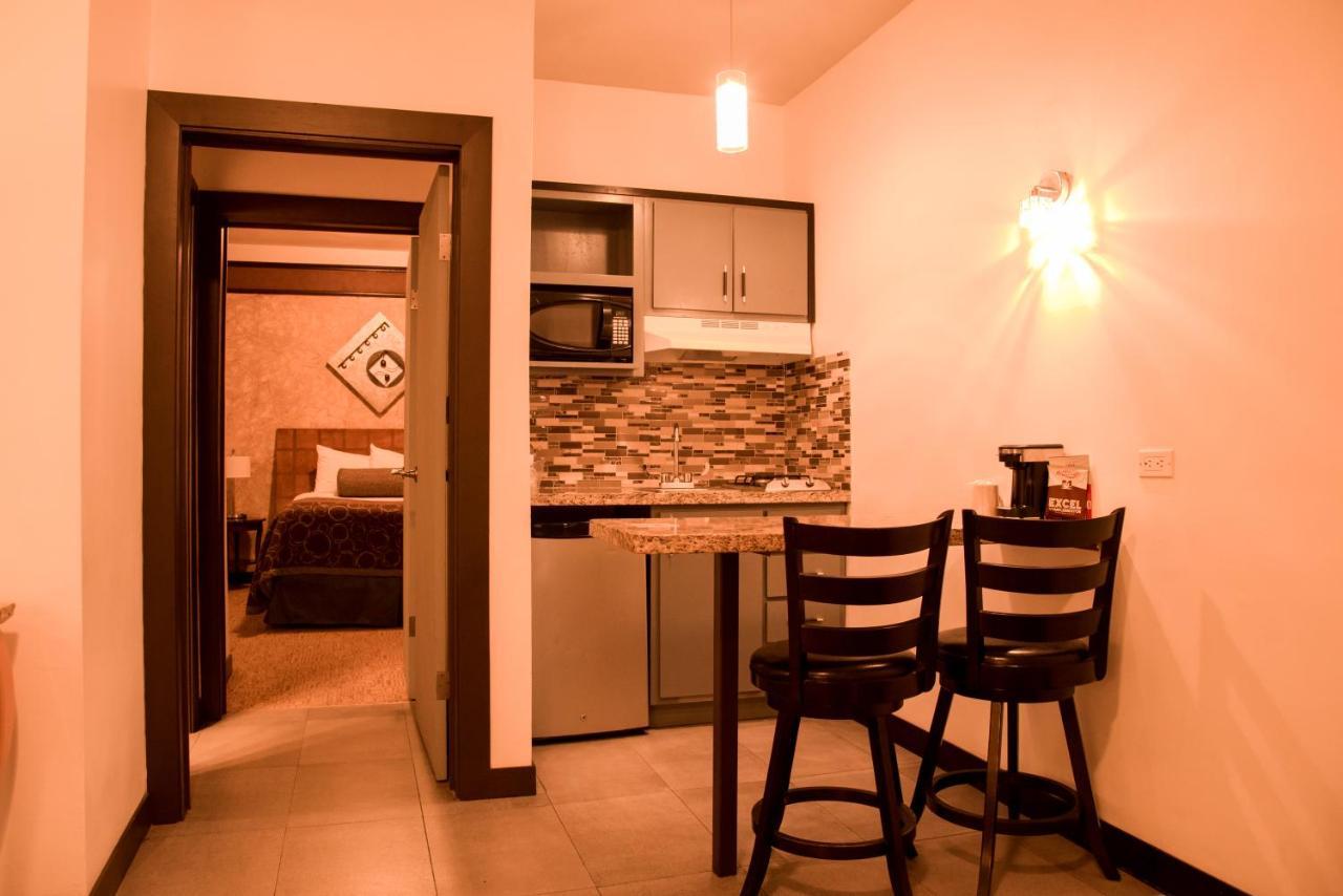 Business Hotel & Suites Maria Bonita Ciudad Juarez Exterior photo