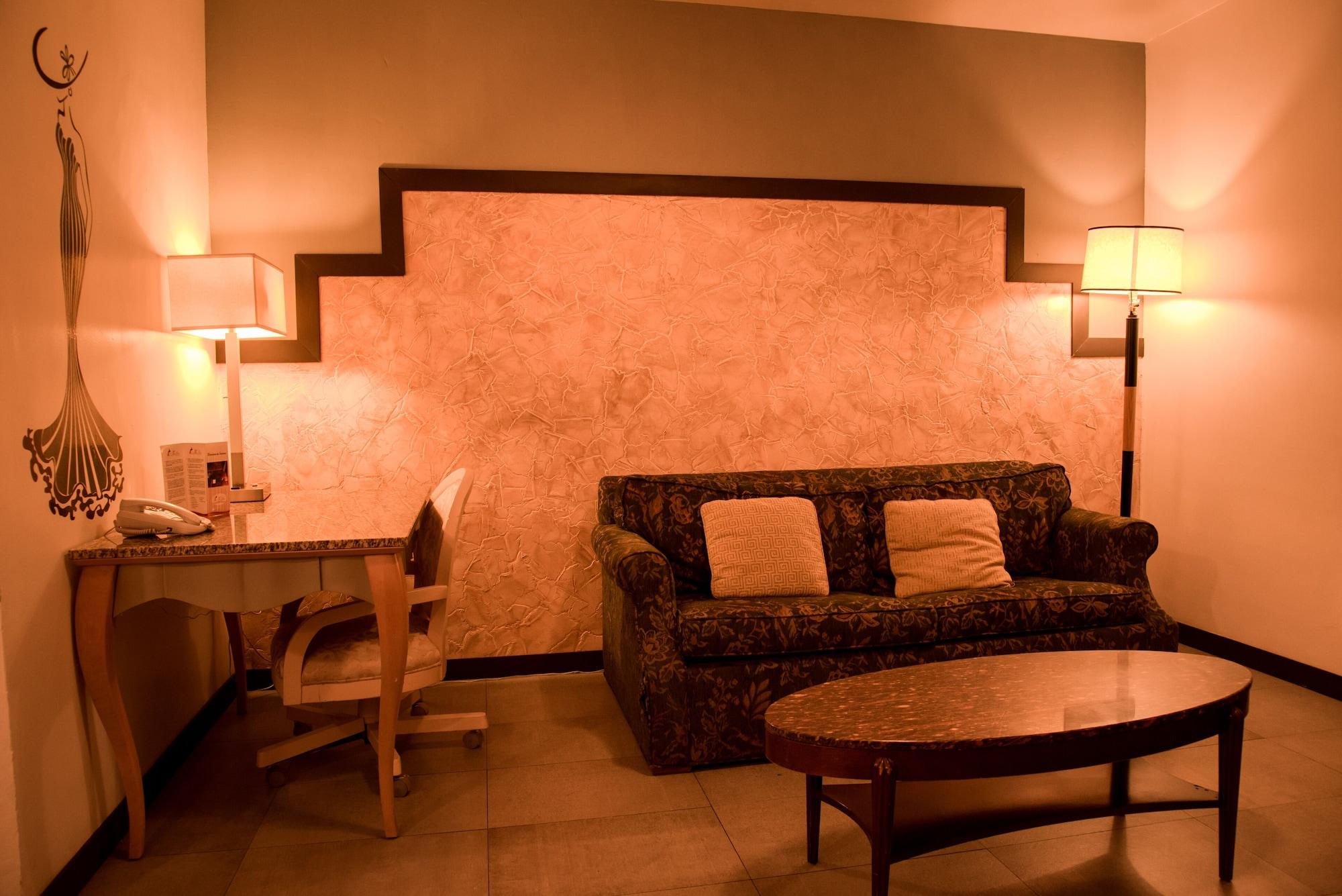 Business Hotel & Suites Maria Bonita Ciudad Juarez Exterior photo